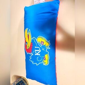 KU JAYHAWKS TRAVEL PILLOW